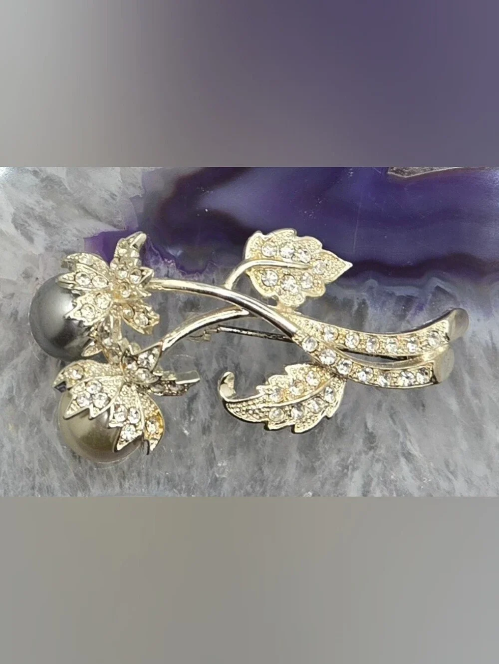 Avon Floral Brooch Silver Tone Faux Pearls Faceted Glass Crystals